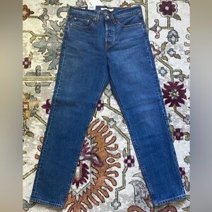 NWT Women’s High-Rise Wedgie Jean